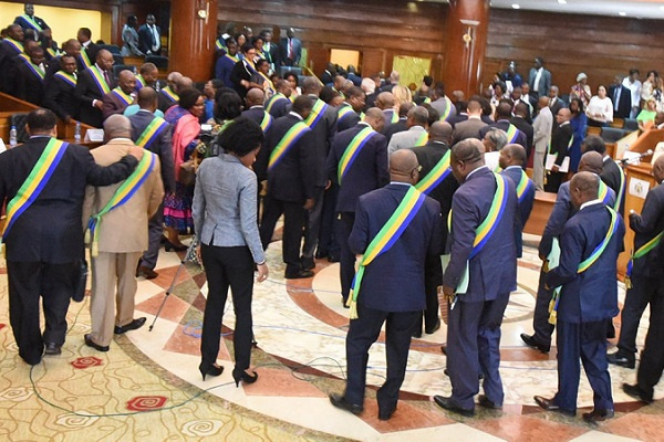 Le projet de révision du Code du travail du Gabon en débat au Parlement