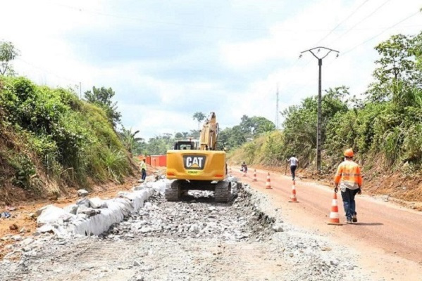 BTP : le Gabon obtient 60 milliards FCFA de BGFIBank pour la reprise des travaux de construction de 2 000 km de route