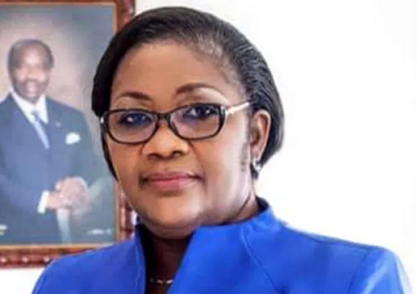 Nicole Janine Lydie Roboty, chargée de la relance économique du Gabon