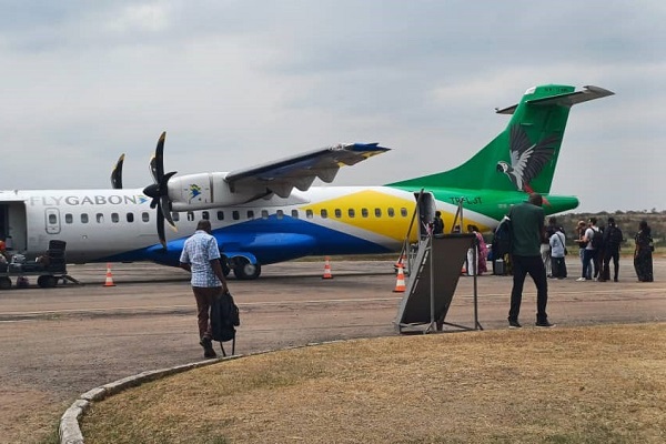 Billets d’avion : Fly Gabon justifie ses tarifs jugés élevés par les Gabonais