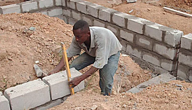 LA CONSTRUCTION EN BRIQUE DE - Général Business Gabon