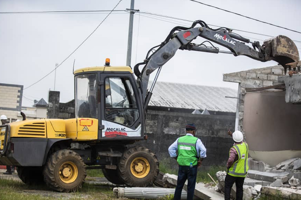 Nouveau terminal de l’aéroport de Libreville : démolition des édifices situés sur l’emprise du projet