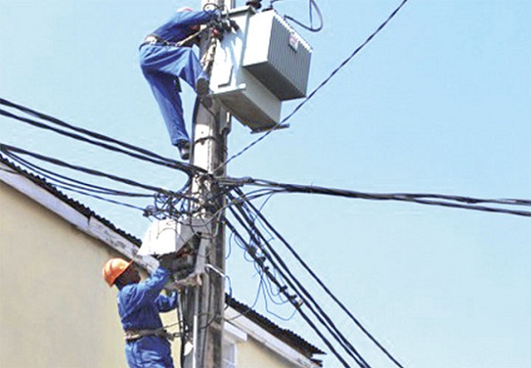 Électricité : les délais de raccordement réduit de 45 jours, selon le gouvernement