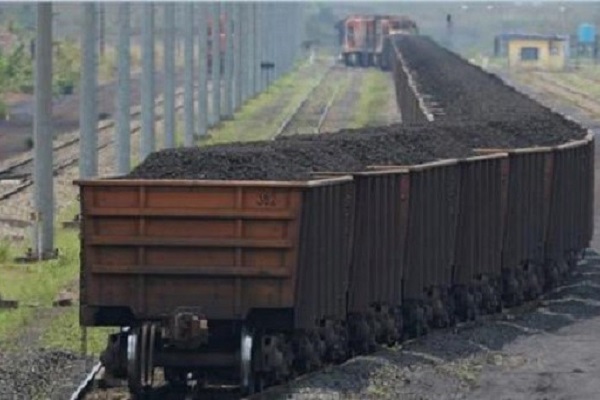 Transports par train : l’activité renoue avec la croissance après trois trimestres consécutifs de baisse