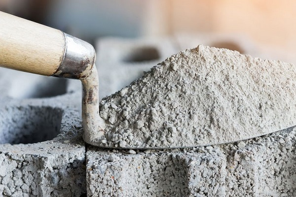 Ciment, engrais, acier : l’UCGEN et le Gabon s’accordent pour la construction de trois usines à 3 019 milliards FCFA