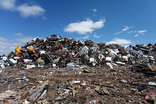 Gestion des déchets chimiques : le Gabon peaufine son projet de création d’un observatoire