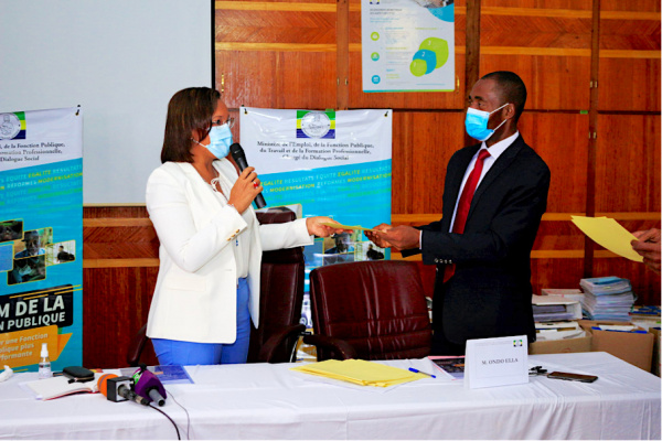 Madeleine Berre a reçu le projet de révision du cadre juridique et institutionnel de la fonction publique gabonaise