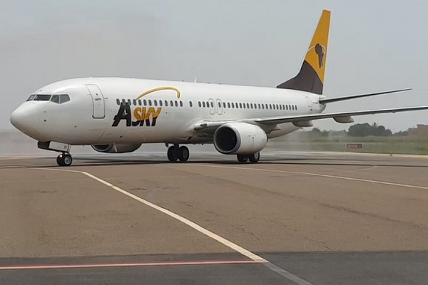 Après l’acquisition de son 12e avion, Asky augmente ses fréquences à Libreville et Yaoundé