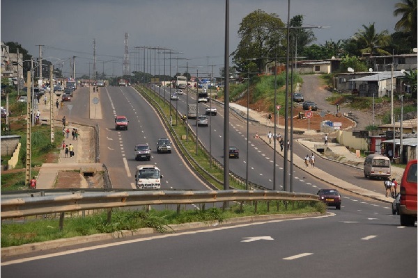 Infrastructures : le Gabon veut investir 50 milliards FCFA pour des projets routiers d’ici août 2023