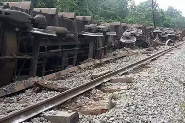 Le sabotage de la voie ferrée à l’origine d’un accident de train au Gabon (Setrag)