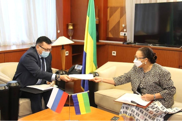 3è Forum féminin eurasien : le Gabon invité à partager son expérience sur le leadership féminin à Saint-Pétersbourg