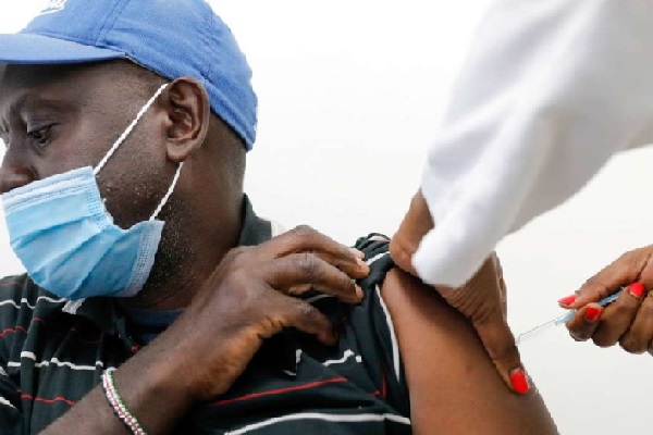 Gabon : retour à la vie « normale » pour les personnes vaccinées contre le Covid-19